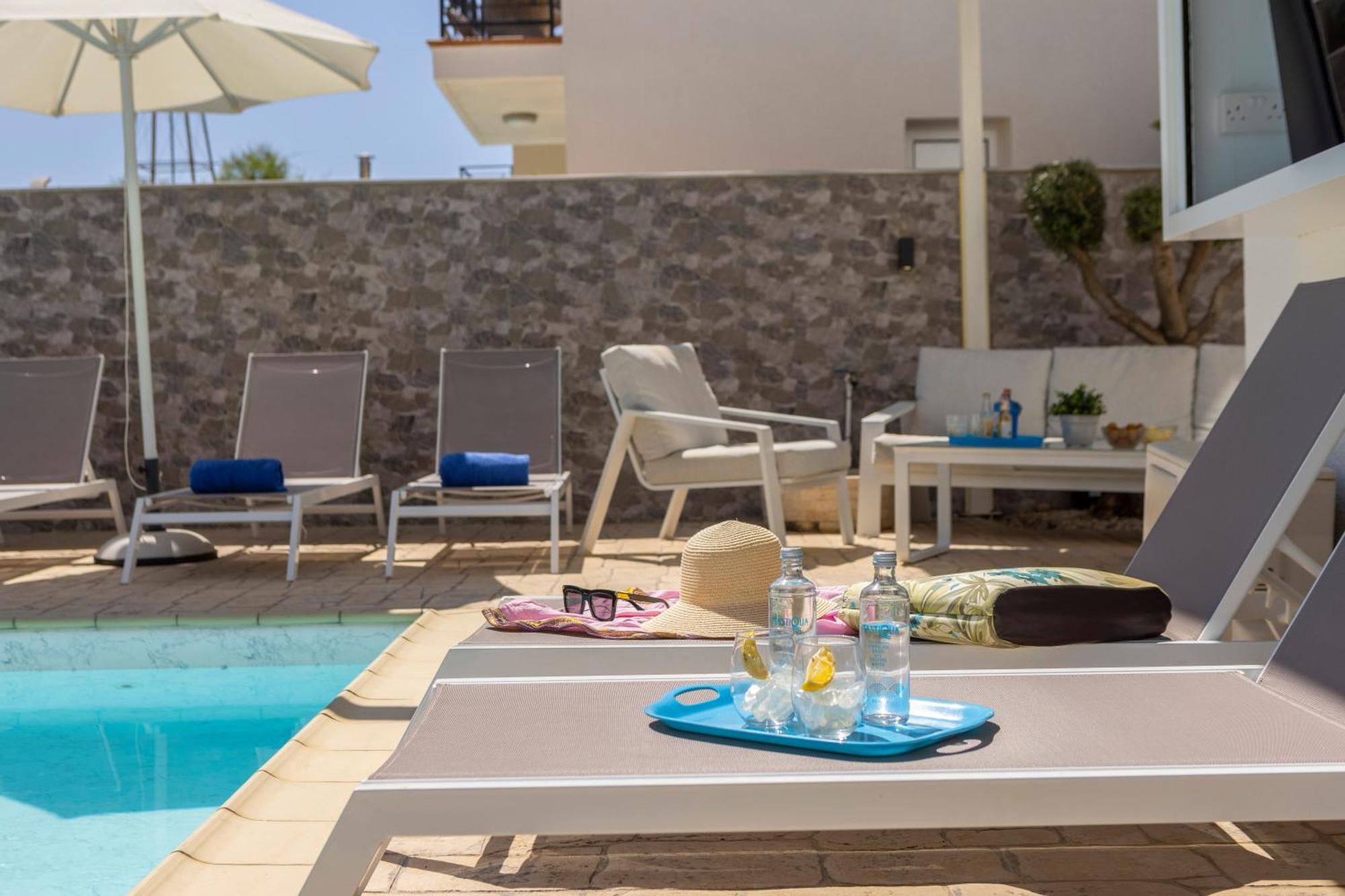 Accomoteleia Crystal Lagoon Villa 普罗塔拉斯 外观 照片